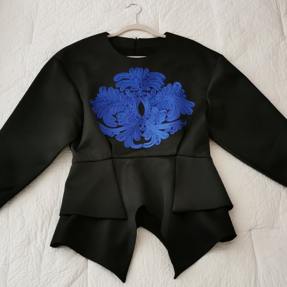 Brand new Cameo Collective top